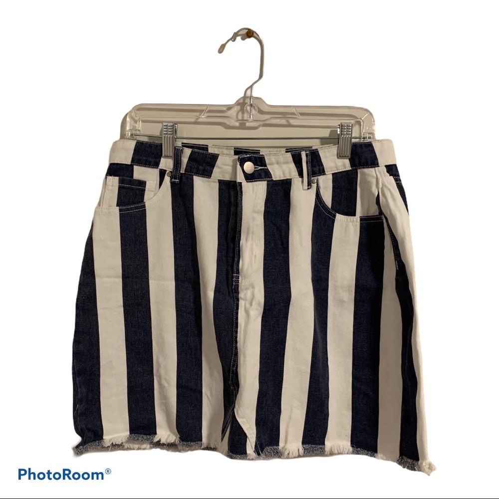 Striped Boohoo Skirt